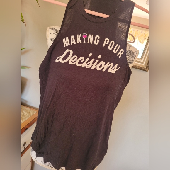 Fox tee sz s plus a tank top - Picture 4 of 6